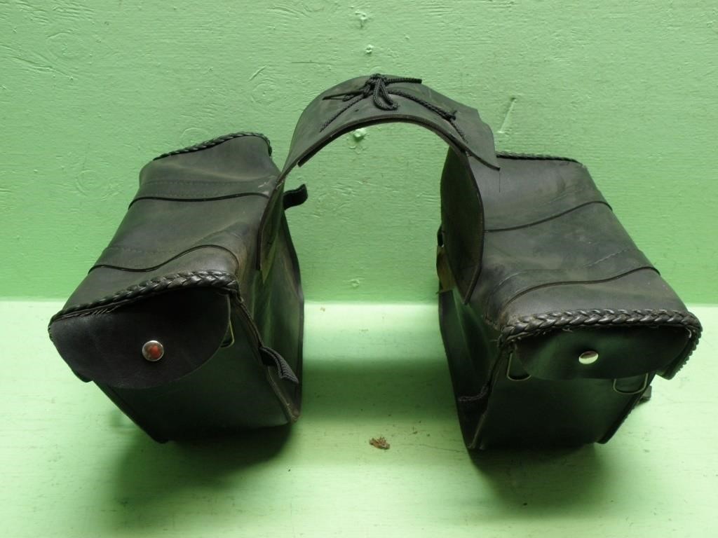 10 X 10 X 6 Willie & Max Leather Slant Saddle Bags