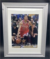 (I) Derrick Rose signed 8x10 photo framed w/COA