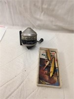 Vintage Fishing lot - Lures, Etc