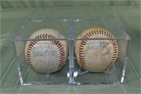 2 baseballs autographed by Sidney Ponson and other