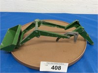 John Deere Loader, no box, 1/16 scale