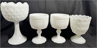 EXQUSITE LOT OF ASSORTED MILK GLASS COLLECTIBLES