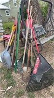 Yard Rakes & Shovels