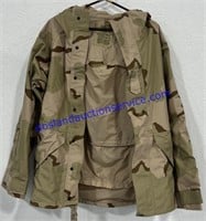 Parka, Cold Weather, Camouflage Coat (Size Small)