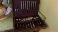 WM Rogers and Son Stainless Flatware Set
