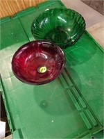 RED AND GREEN GLASS BOWLS