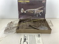 * Vtg Storch model airplane 1:32 scale