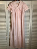 VINTAGE GILLIGAN O'MALLEY PINK NIGHTGOWN