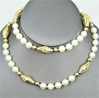 Wonderful Pearl and Gold Bead Necklace