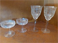 Champagne & Wine Glasses