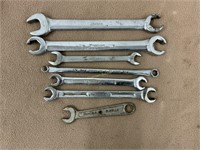 Snap on 6 misc small wrenches & 1 Buffalo wrench