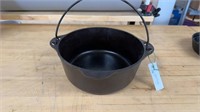 Cast Iron Pot w/ Handle Griswold #8