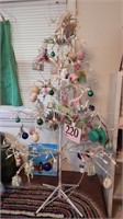 LIGHTED EASTER TREE WITH ORNAMENTS 48 IN