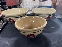 Watt Ware Pottery Nesting Bowls.