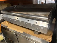 48” gas griddle working unit