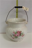 Chamber Pot W/ Handle