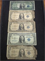 Five 1935 US $1 silver certificate paper money