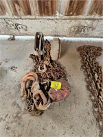 (2) chain hoists
