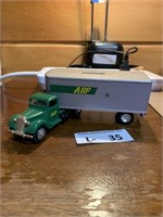 ERTL ABF Tractor Trailer Bank