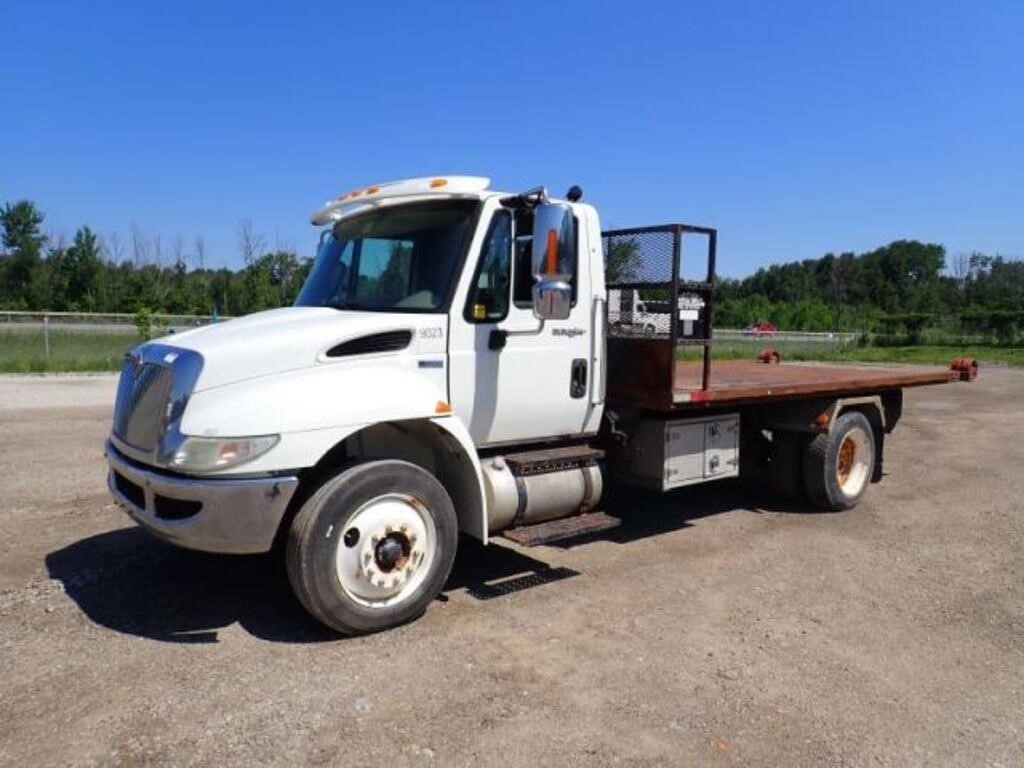 2013 International DuraStar 4300 SBA S/A Hook 1HTM