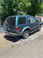 1998 Ford Explorer Green