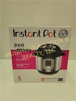 INSTANT POT 6 QUART NEW IN BOX MULTI USE PRESSURE