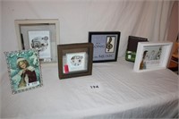 PICTURE FRAMES BOX LOT