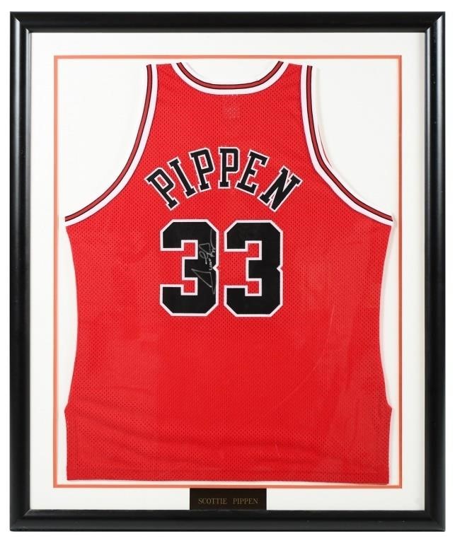 SIGNED SCOTTY PIPPEN CHICAGO BULLS JERSEY