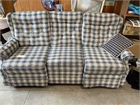 Couch with end recliners