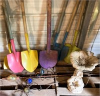 7 Garden Shovels, Yard Art, Bird Feeder