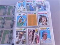 Cartable cartes (600) baseball Topps 1977