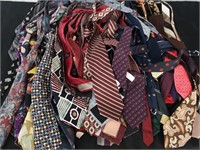 40+  gentlemen's ties, silk & polyester.