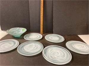Vintage blue with white swirl bowl & plates