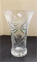 Gorgeous crystal vase - does have slight chip on