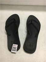 REEF WOMEN'S SANDALS SIZE 8-9