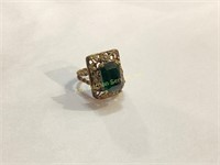 Art Deco Czech filigree ring with green glass