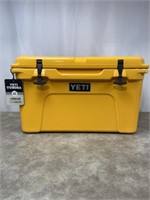 Yeti Tundra 45, like new condition Alpine Yellow.