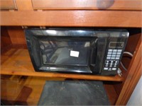 MICROWAVE OVEN