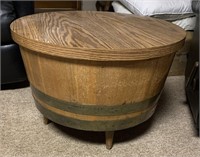 Pair of Barrell Bottom End Tables / Side Tables