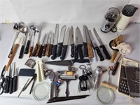 Kitchen items, knifes, Henckels, Cobra, large lot