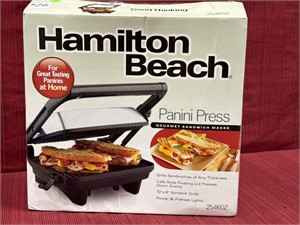 Panini Press, NEW in box, Hamilton Beach