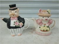 Mr and Mrs Piggy teapots