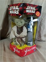 NIB Sealed Star Wars Interactive Yoda W/Lightsaber