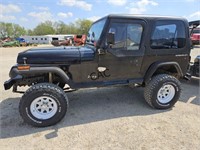 *1995 Jeep Wrangler- 5 Speed