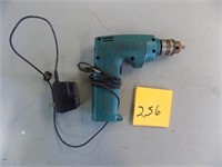 Mikita Electric Drill