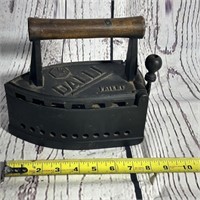 Dalli Cast Iron Coal Iron with wooden handle
