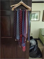 Group of men's neckties including 5 Gucci. Will