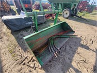 John Deere Loader Bucket/Grapple w/forks