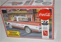New AMT Coca-Cola '72 Chevy Model&Vending Machine