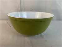 Pyrex Avocado Olive Green 8-3/4'' Mixing Bowl